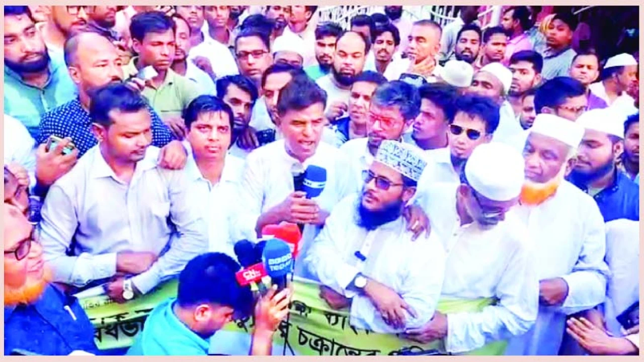 আন্দোলনে চট্টগ্রাম অচলের হুশিয়ারি