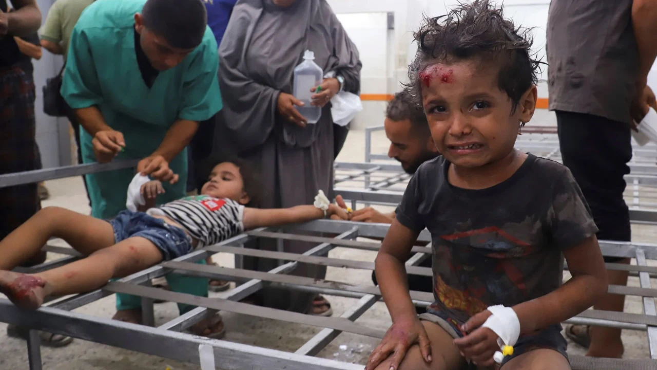 গাজায় ইসরায়েলি আগ্রাসন চলছে, বাড়ছে হতাহতের সংখ্যা