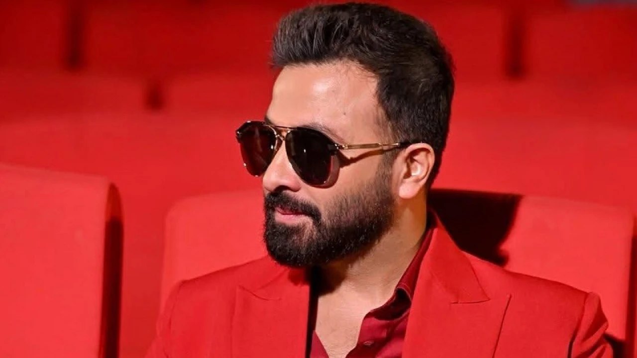 যে কারণে শাকিবকে ভিলেন বললেন নির্মাতা