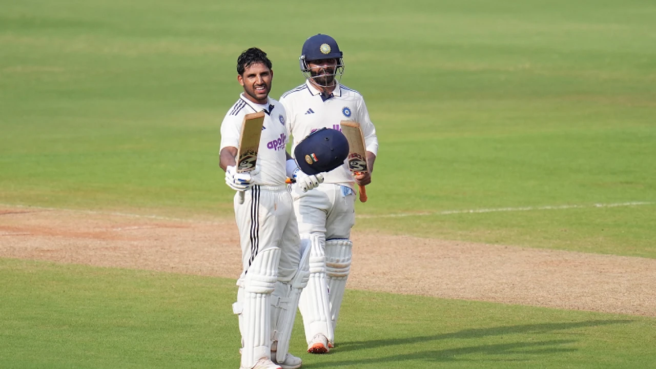 জুরেল-জাদেজার সেঞ্চুরি, রানপাহাড়ে চাপা পড়ল ওয়েস্ট ইন্ডিজ