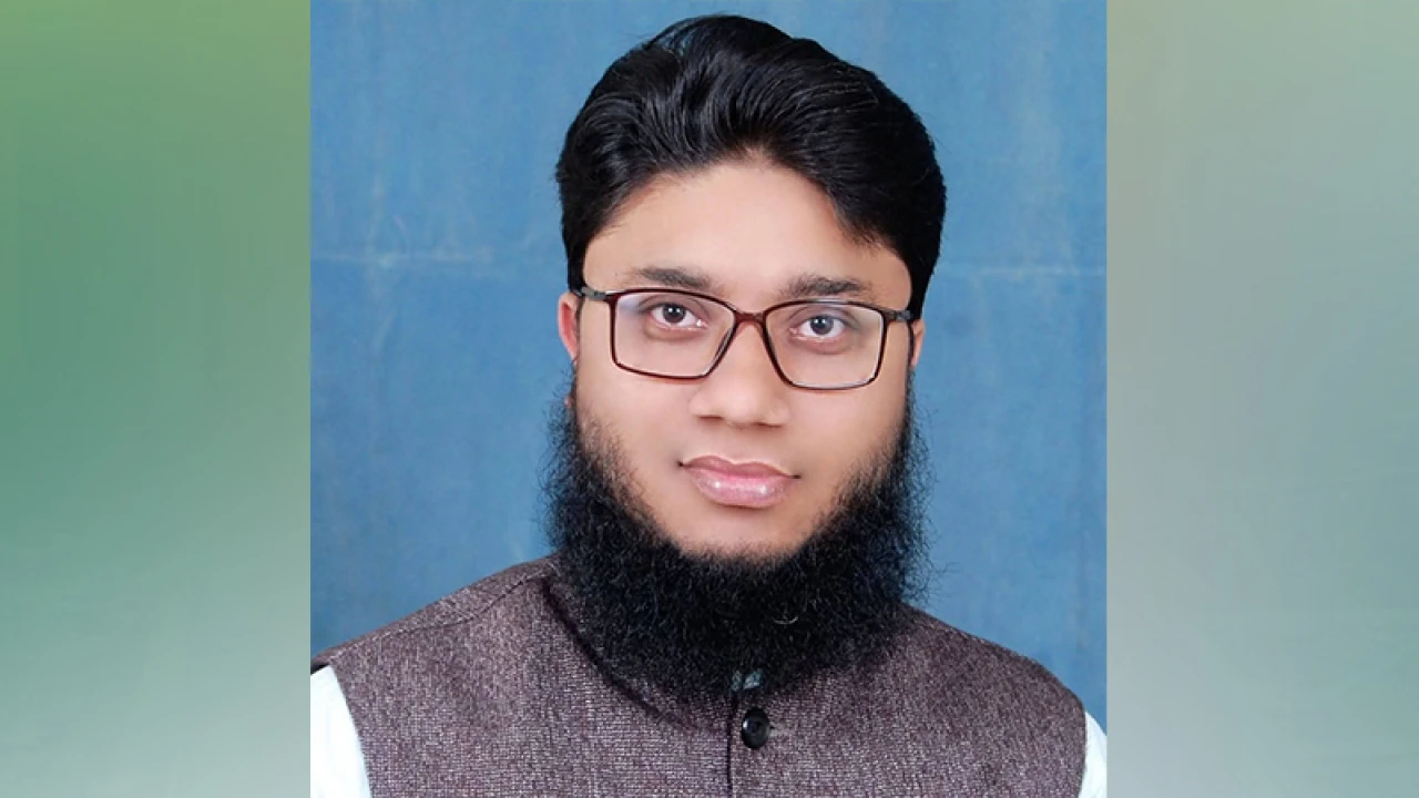 দেশে ফিরে বিমানবন্দরে গ্রেপ্তার যুবলীগ নেতা শাহীন 