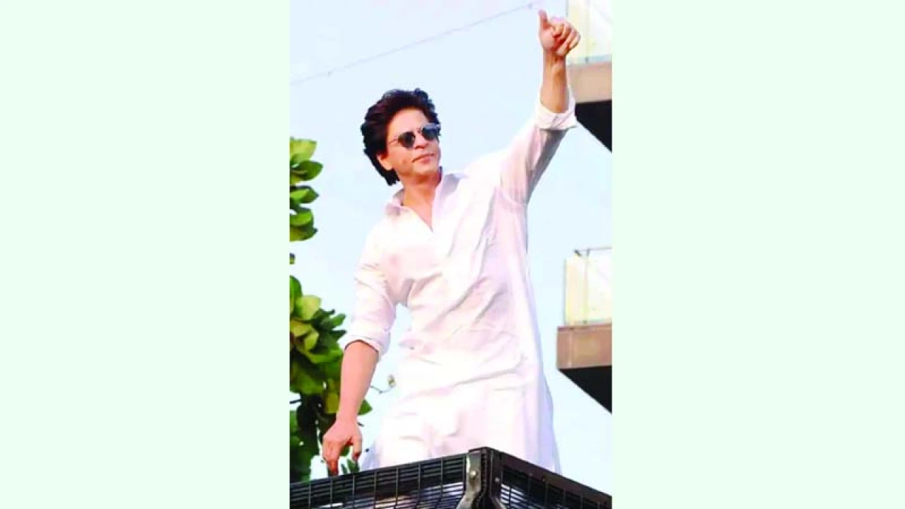 বিনোদন দুনিয়ার বাদশাহ শাহরুখ খান 