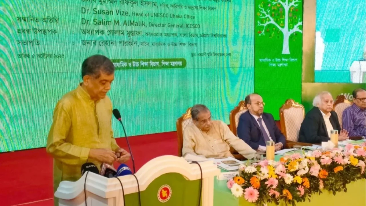 এনটিআরসিএর মাধ্যমে প্রতিষ্ঠান প্রধান নিয়োগ দেওয়া হবে: শিক্ষা উপদেষ্টা