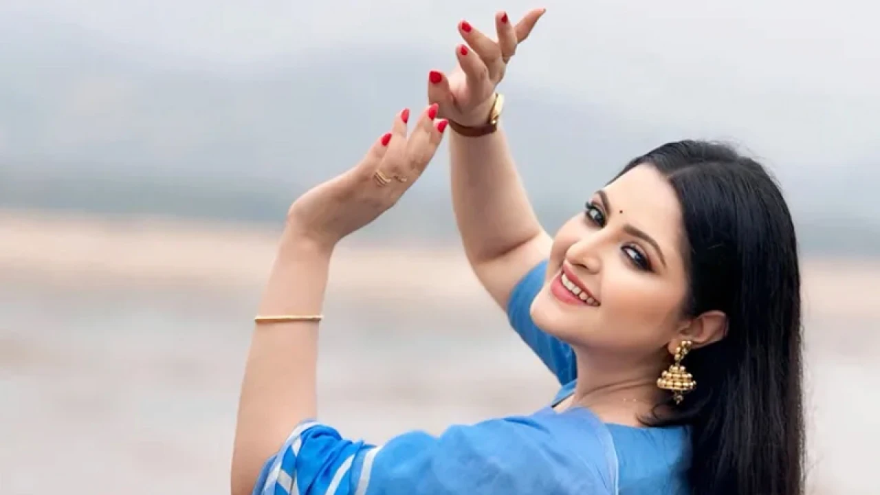 আমার ১২টা বিয়ে করার ইচ্ছা: পরীমণি