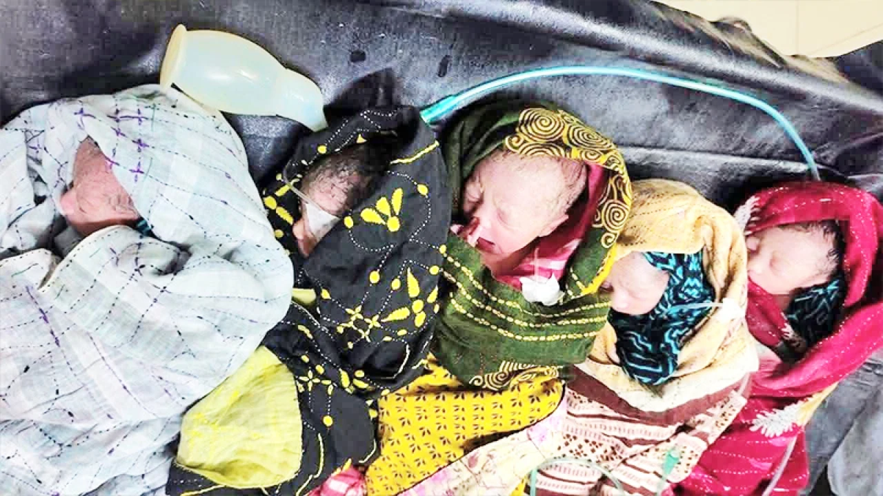 বাউফলে একসঙ্গে পাঁচ সন্তানের জন্ম দিলেন গৃহবধূ 