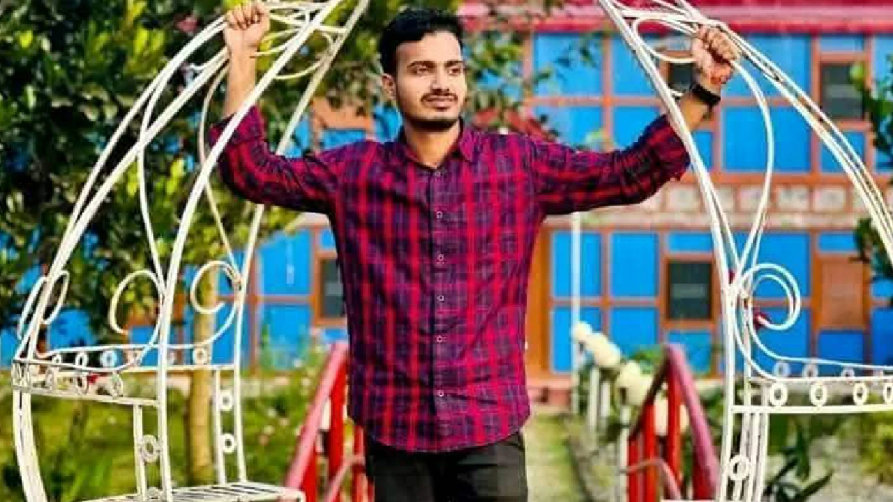 ছুরিকাঘাতে আহত স্বেচ্ছাসেবক দল নেতার মৃত্যু