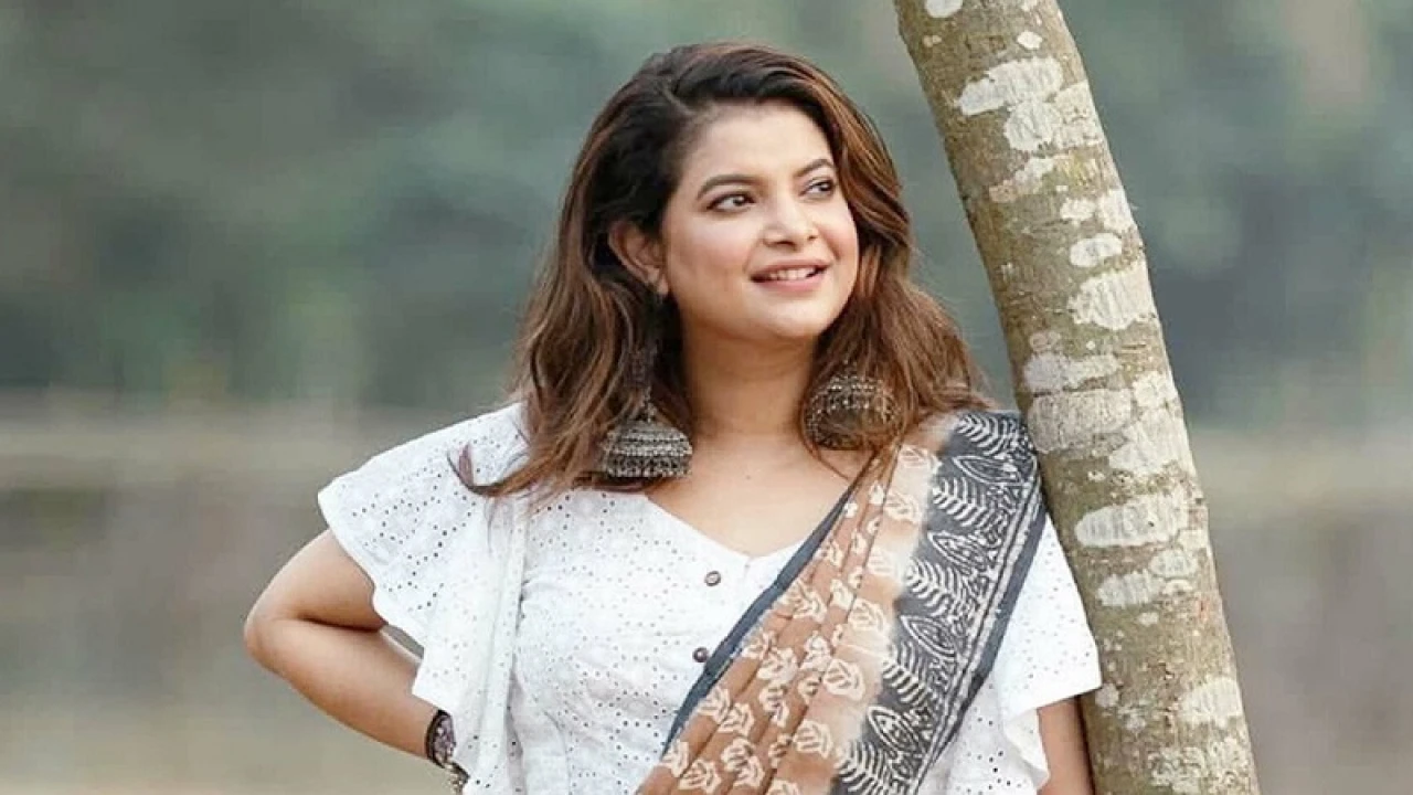 ফের কটাক্ষের শিকার শবনম ফারিয়া