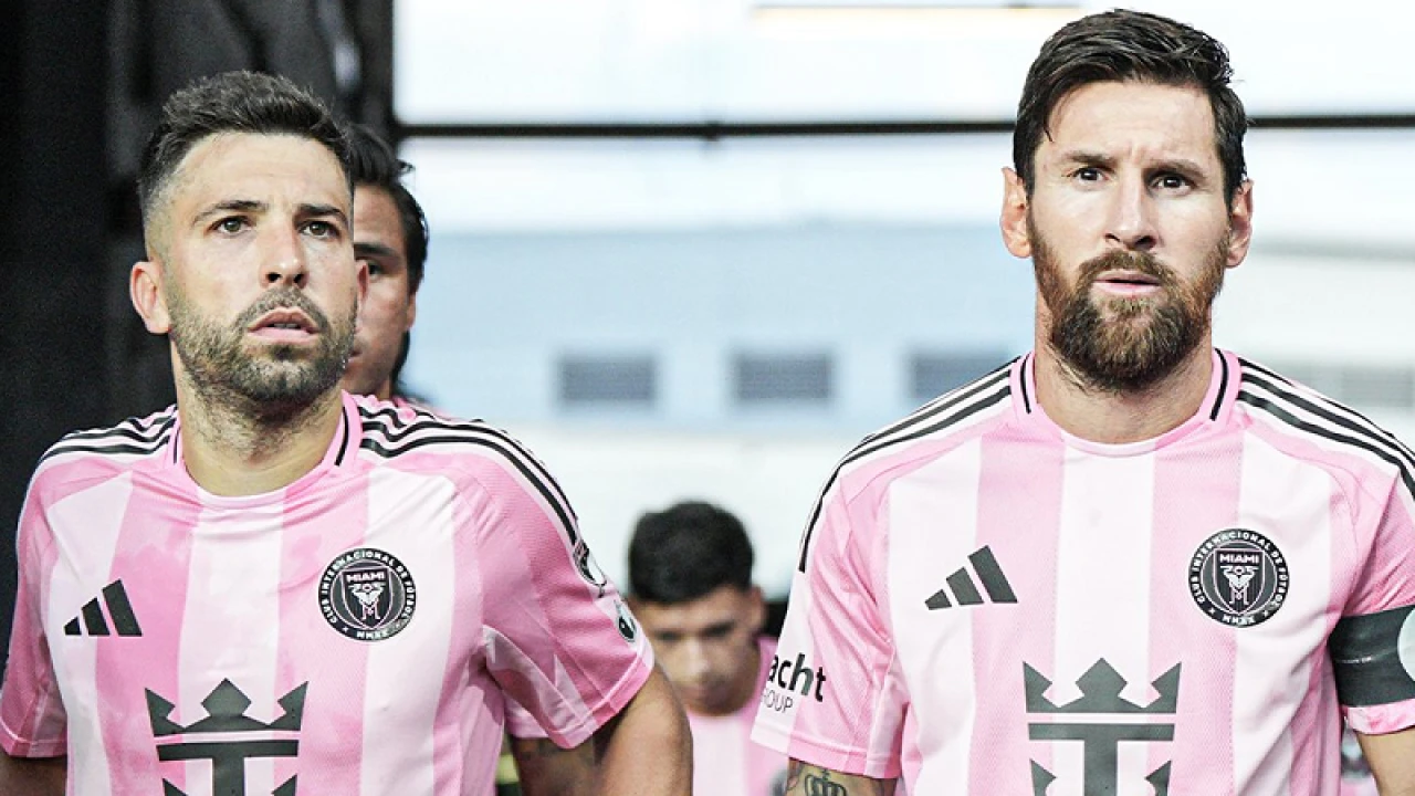 আলবার বিদায়ে আবেগাক্রান্ত মেসি