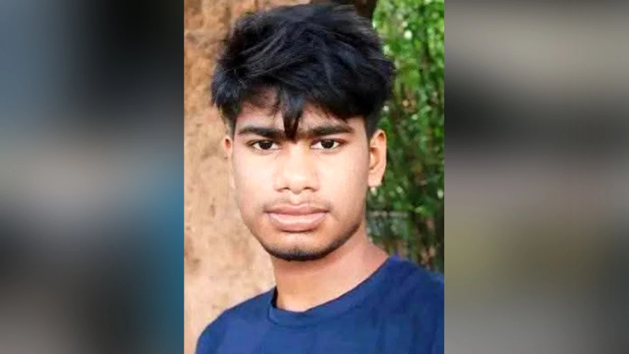 মাছ ধরতে গিয়ে সাপের কামড়ে কলেজছাত্রের মৃত্যু