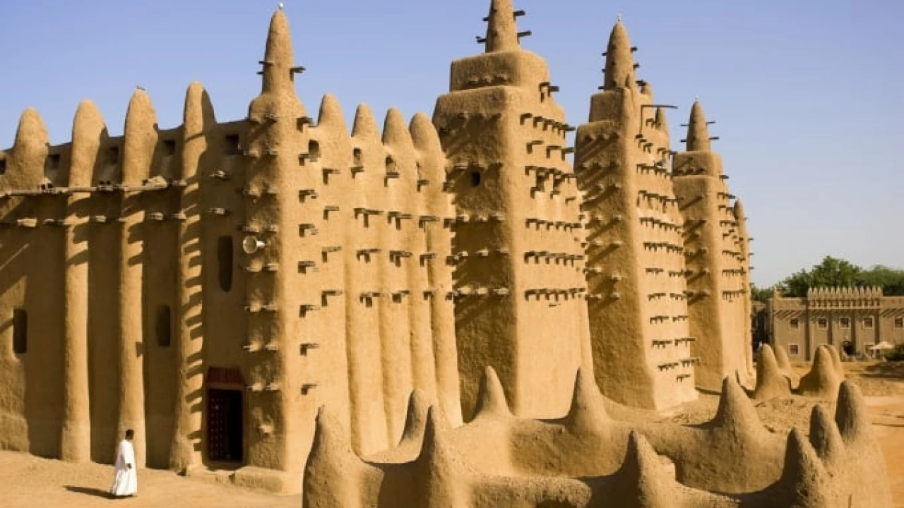 মালির হাজার বছরের নির্দশন মসজিদ গ্রেট মস্ক অব জেনি