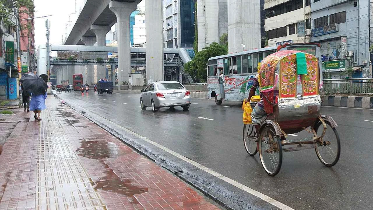 বৃষ্টির দিনেও ঢাকার বাতাস অস্বাস্থ্যকর