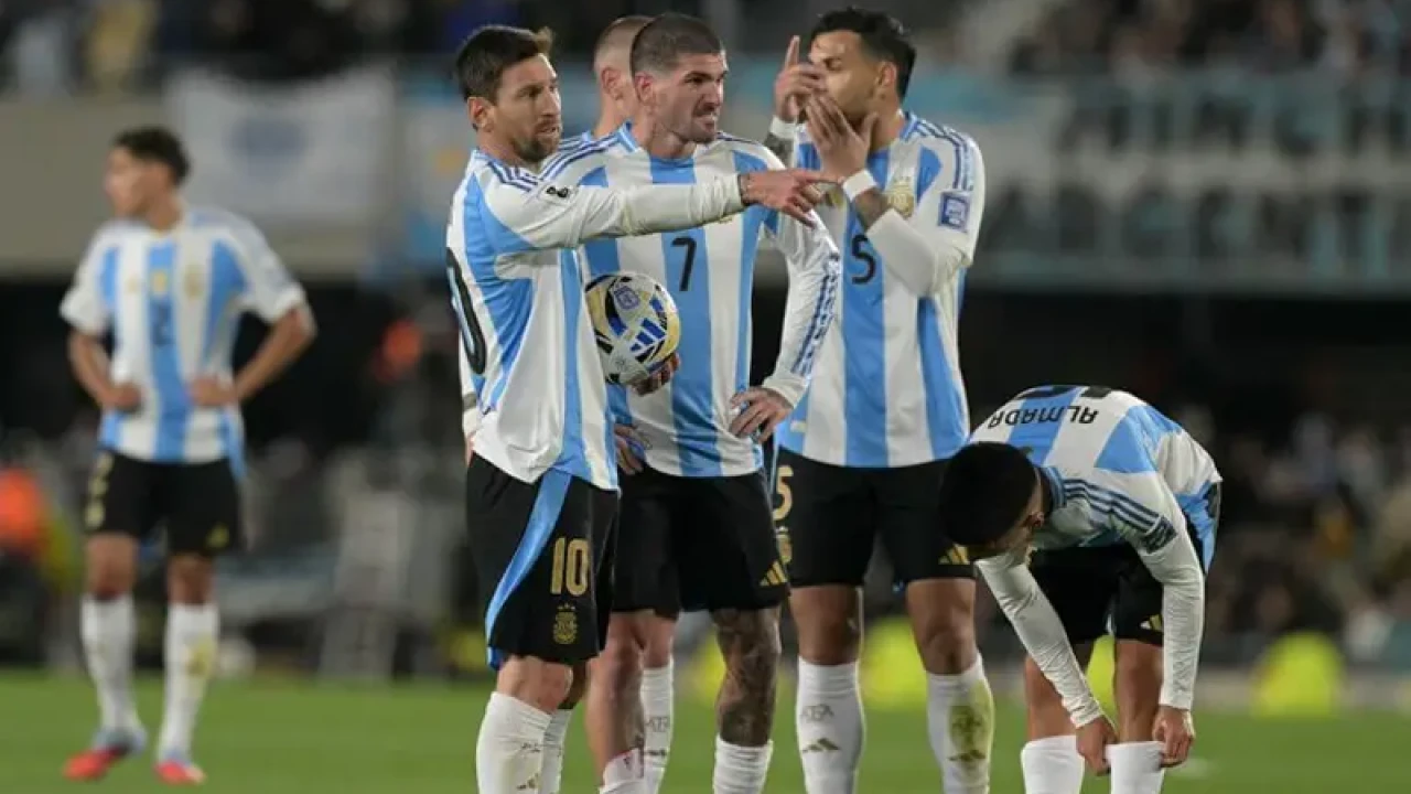 সরে গেল আর্জেন্টিনা ম্যাচের দিন ও স্টেডিয়াম