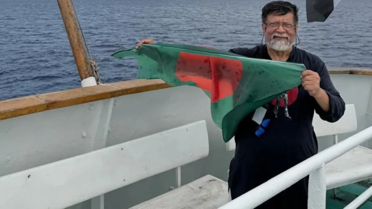 ইসরায়েলের কারাগার থেকে মুক্ত শহিদুল আলম, নেওয়া হচ্ছে তুরস্কে 