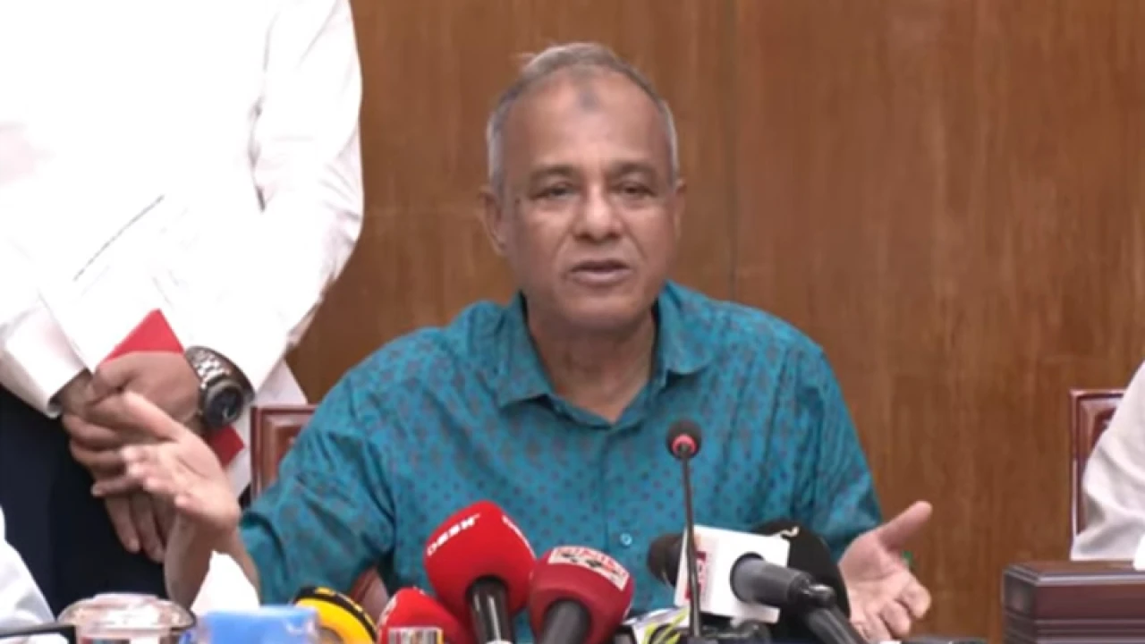 ‘সেফ এক্সিট’ নিয়ে যা বললেন স্বরাষ্ট্র উপদেষ্টা