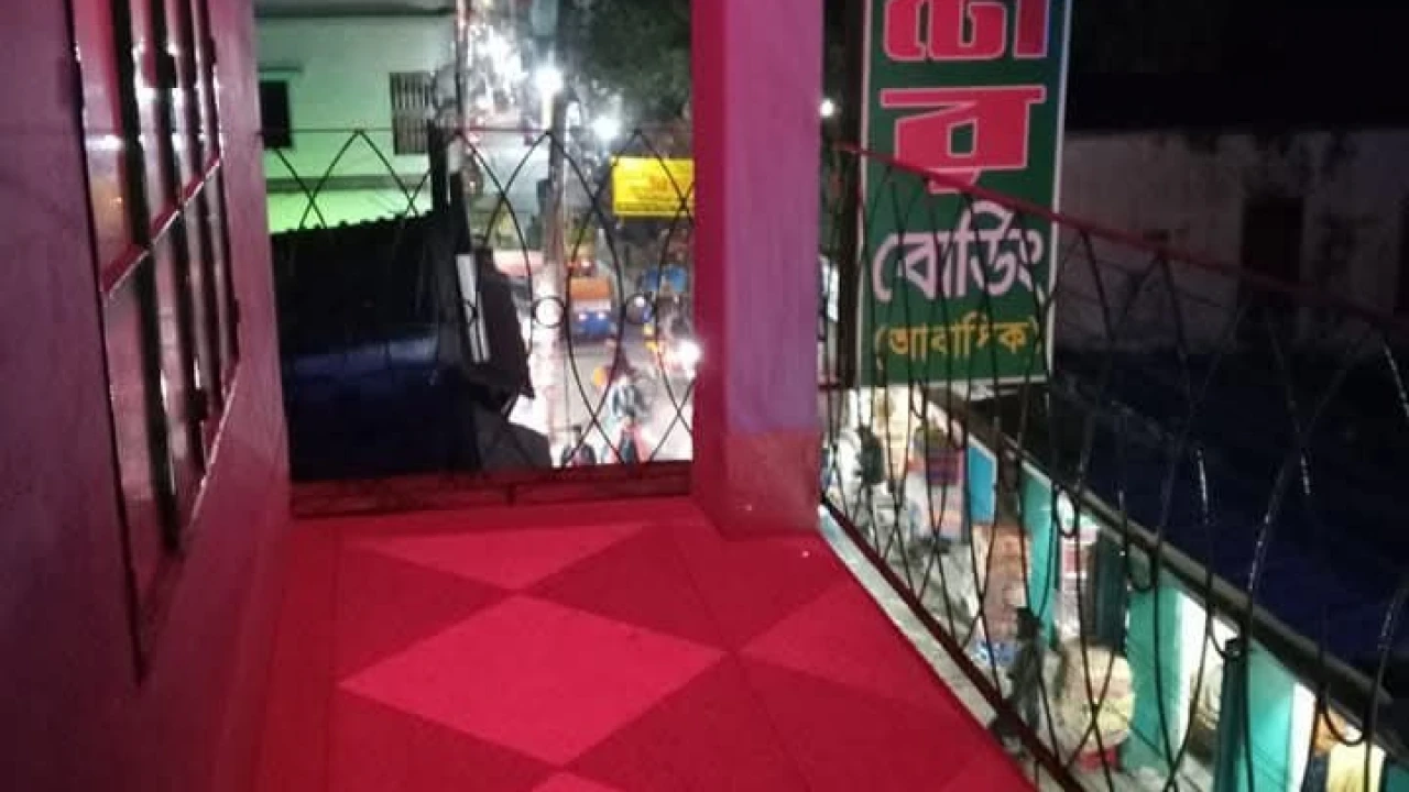 নাটোরে আবাসিক হোটেলে ব্যবসায়ীর মরদেহ