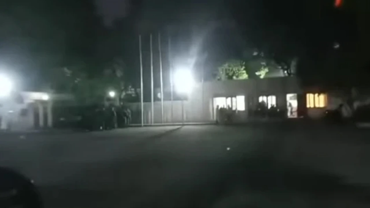 রাত হলেই নামে গুজব