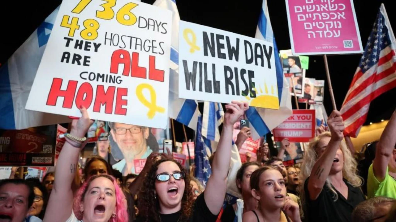 মুক্তির অপেক্ষায় বন্দীরা