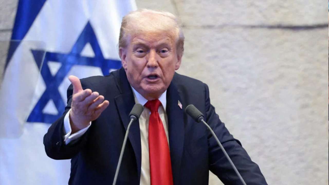 ইসরায়েলের পার্লামেন্টে ভাষণ দিতে গিয়ে বাধার মুখে ট্রাম্প 