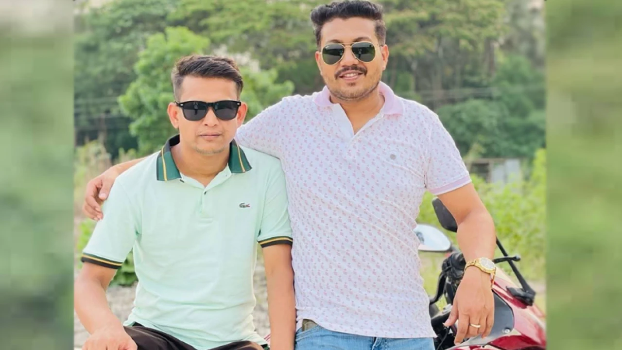 কাভার্ড ভ্যানের চাপায় ২ ছাত্রদল নেতা নিহত