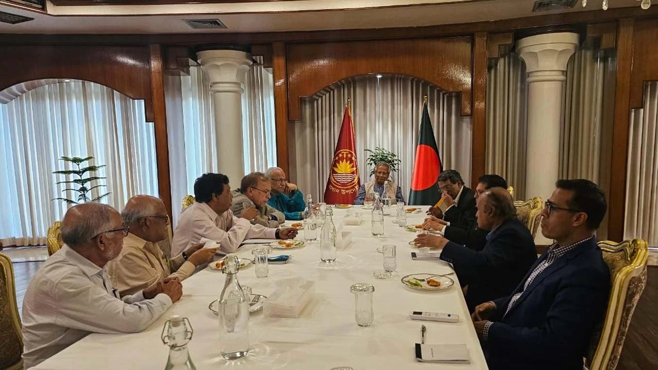 যমুনায় বৈঠক করল জাতীয় ঐকমত্য কমিশন