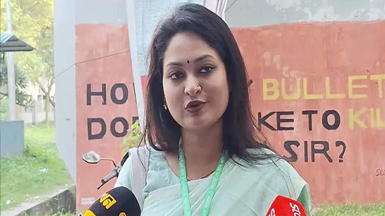 একটি ক্যাম্পাসের সঙ্গে আরেকটির তুলনা করা ঠিক নয়: ছাত্রদলের প্রার্থী এষা