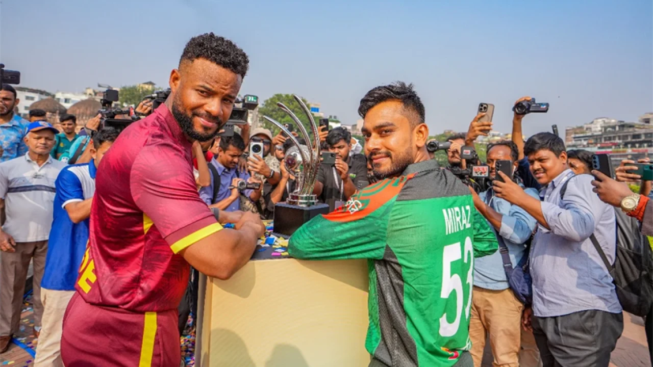 উইন্ডিজের বিপক্ষে টস হেরে ব্যাটিংয়ে বাংলাদেশ