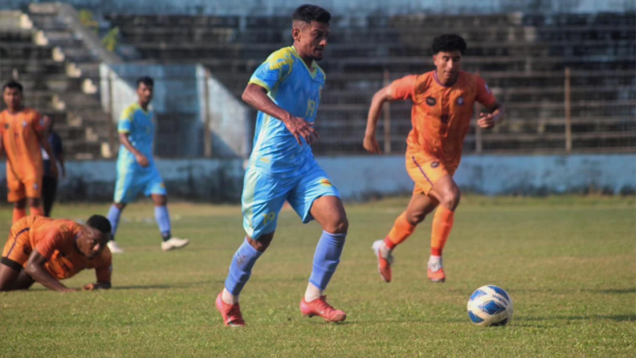 আবাহনীকে হারিয়ে দিল ব্রাদার্স