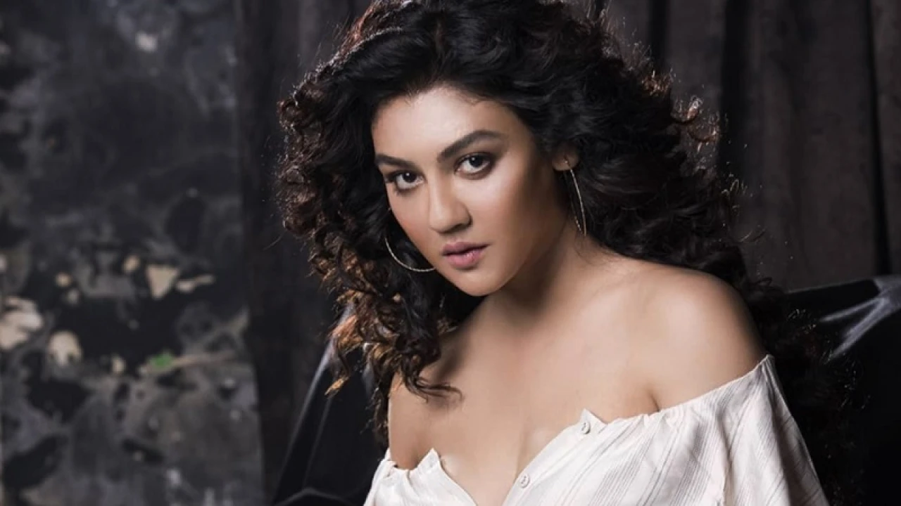 কেন কলকাতাতে নিয়মিত জয়া, জানালেন নিজেই