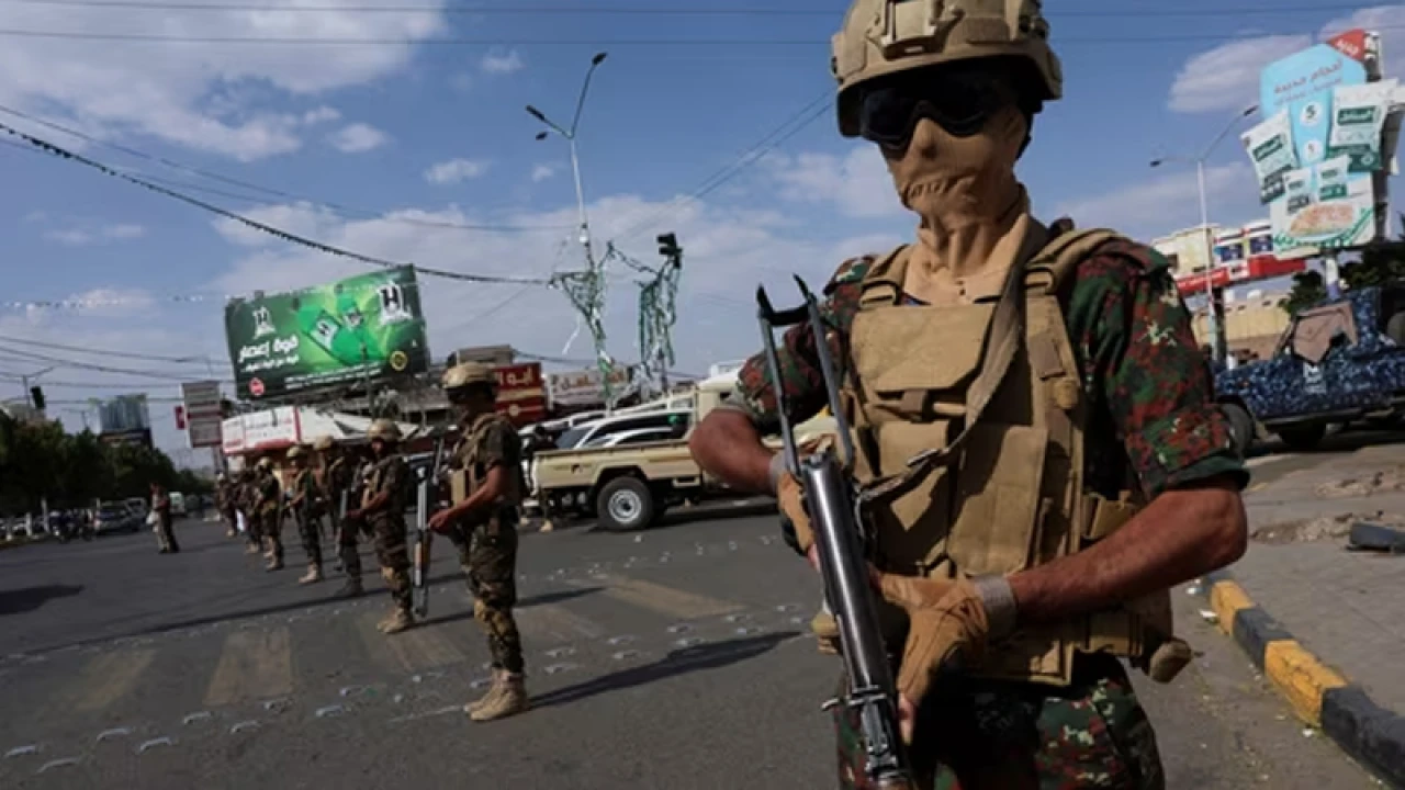 জাতিসংঘের ২০ কর্মীকে আটকে রেখেছে হুতি বিদ্রোহীরা