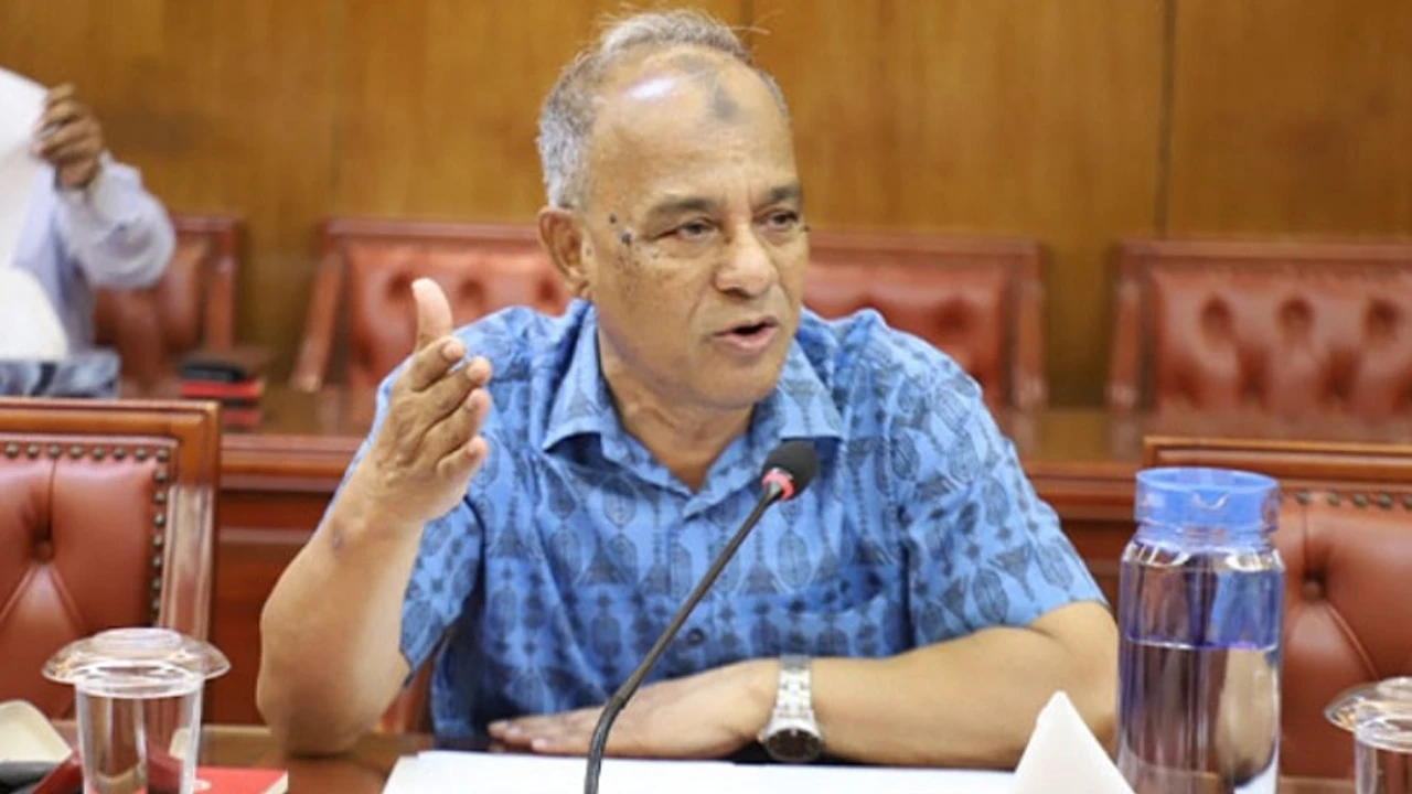 খুব তাড়াতাড়ি বিমানবন্দরের ই-গেট খুলে দেব: স্বরাষ্ট্র উপদেষ্টা