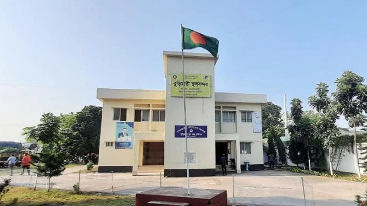 বুড়িমারী স্থলবন্দরে ৩ দিন আমদানি-রপ্তানি বন্ধ 