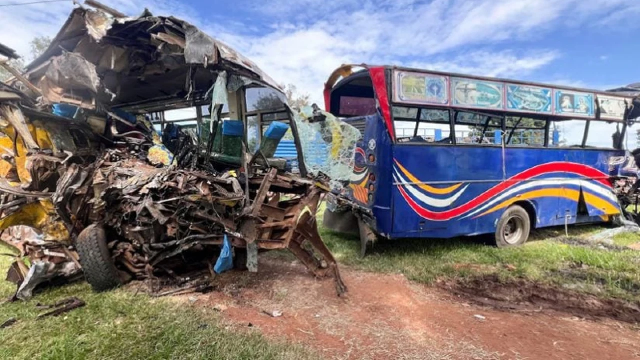 উগান্ডায় দুই বাসের সংঘর্ষে নিহত ৬৩