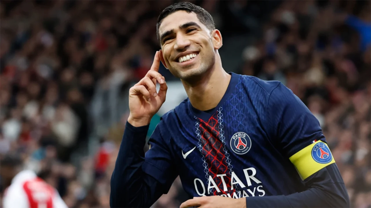 হাকিমির জোড়া গোলে দুর্দান্ত জয়ে শীর্ষে পিএসজি