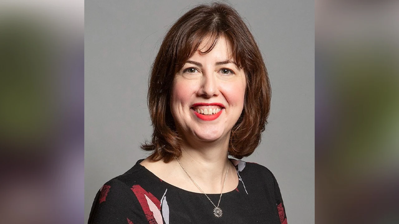 ব্রিটেনে লেবার পার্টির নতুন উপনেতা লুসি পাওয়েল