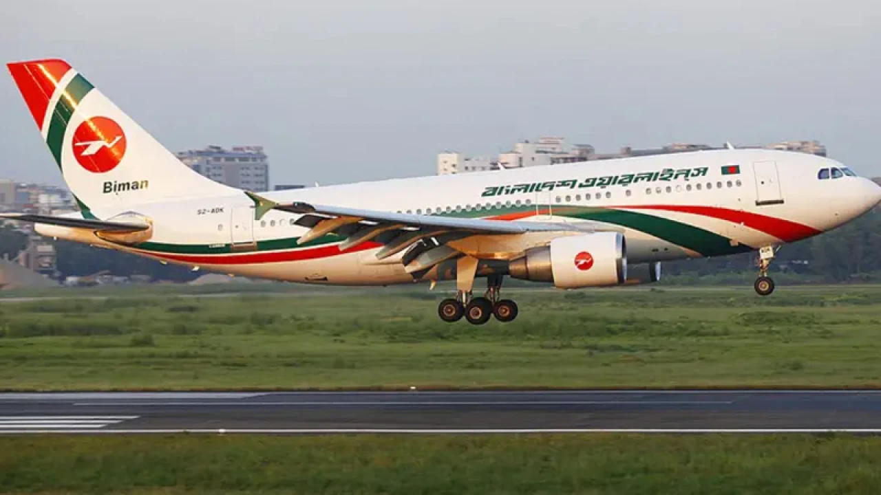 বিমানে একের পর এক যান্ত্রিক ত্রুটিতে দায় পায়নি কমিটি