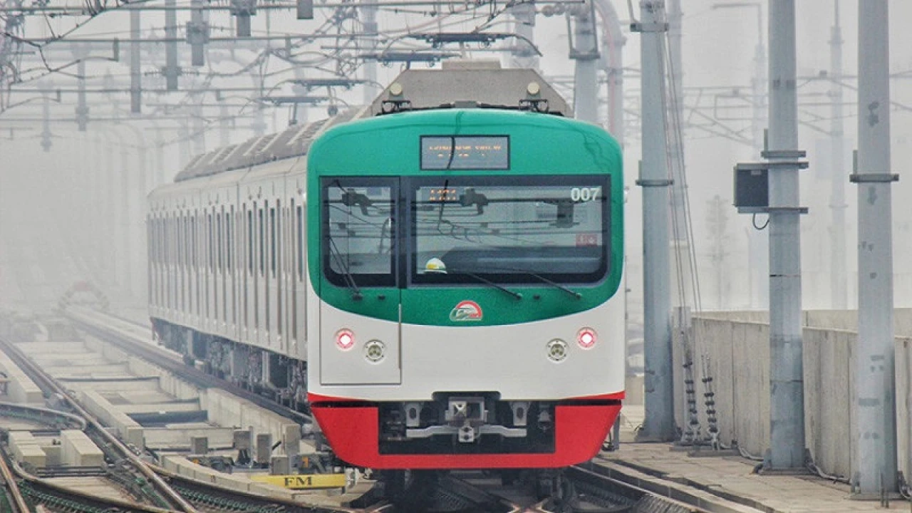 উত্তরা-মতিঝিল রুটে মেট্রো চলাচল শুরু