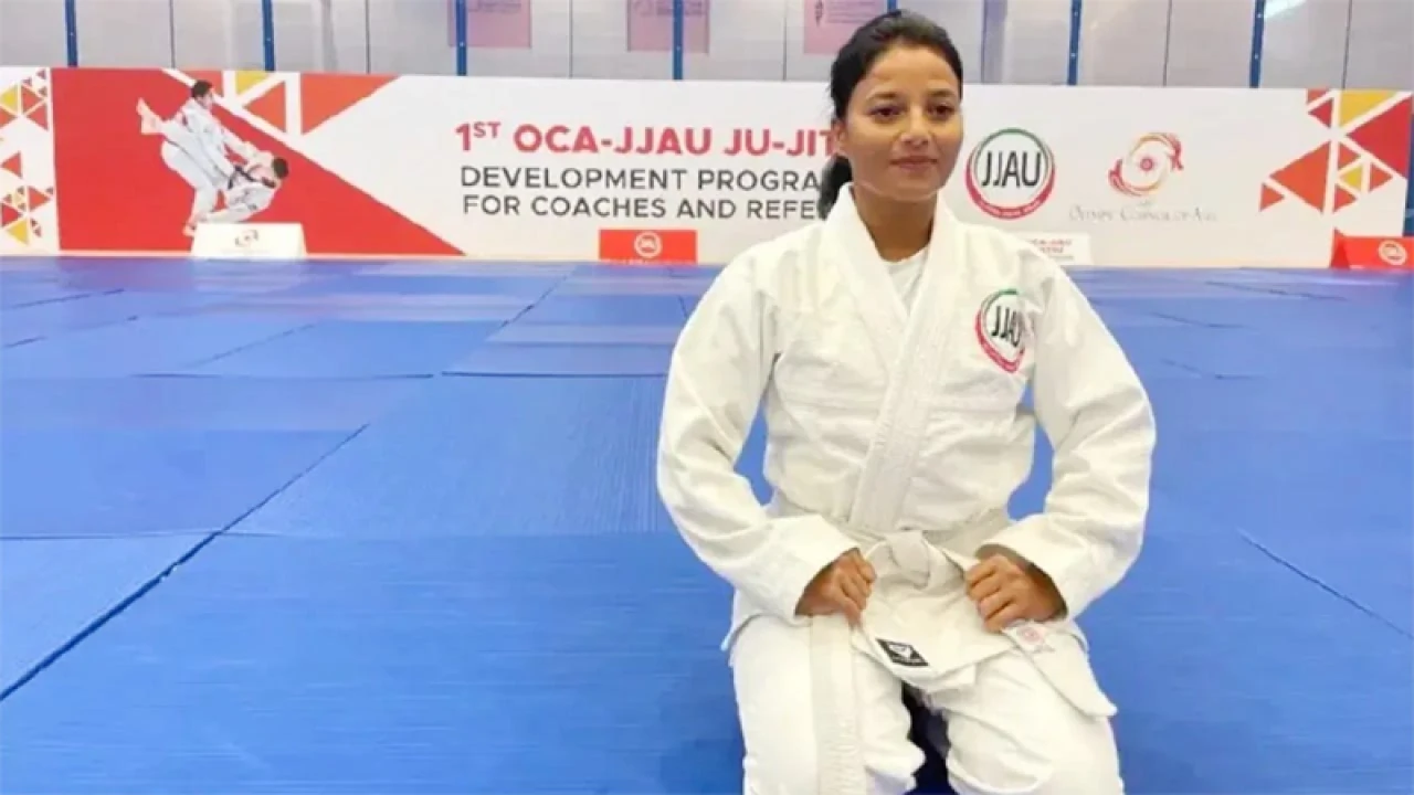 নিজ বাড়িতে নারী ক্রীড়াবিদের ঝুলন্ত মরদেহ উদ্ধার