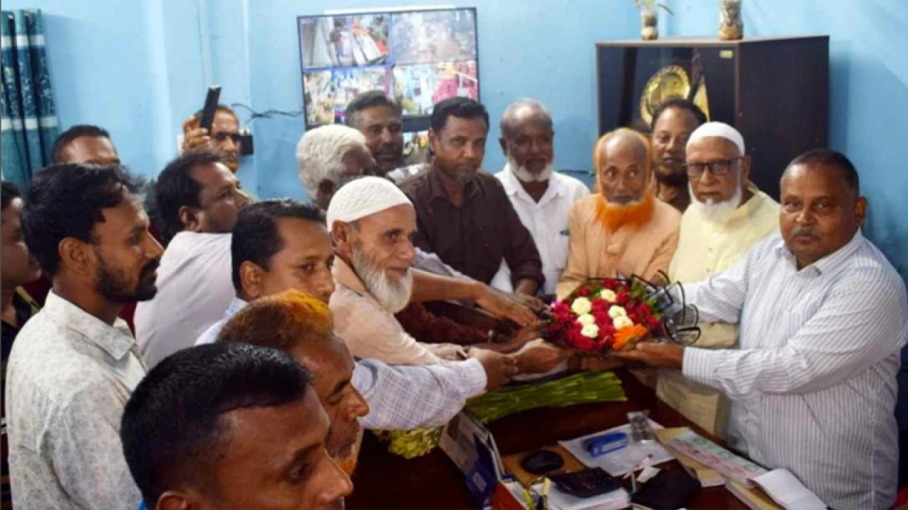 রংপুরে জাতীয় পার্টির শতাধিক নেতাকর্মী যোগ দিলেন বিএনপিতে