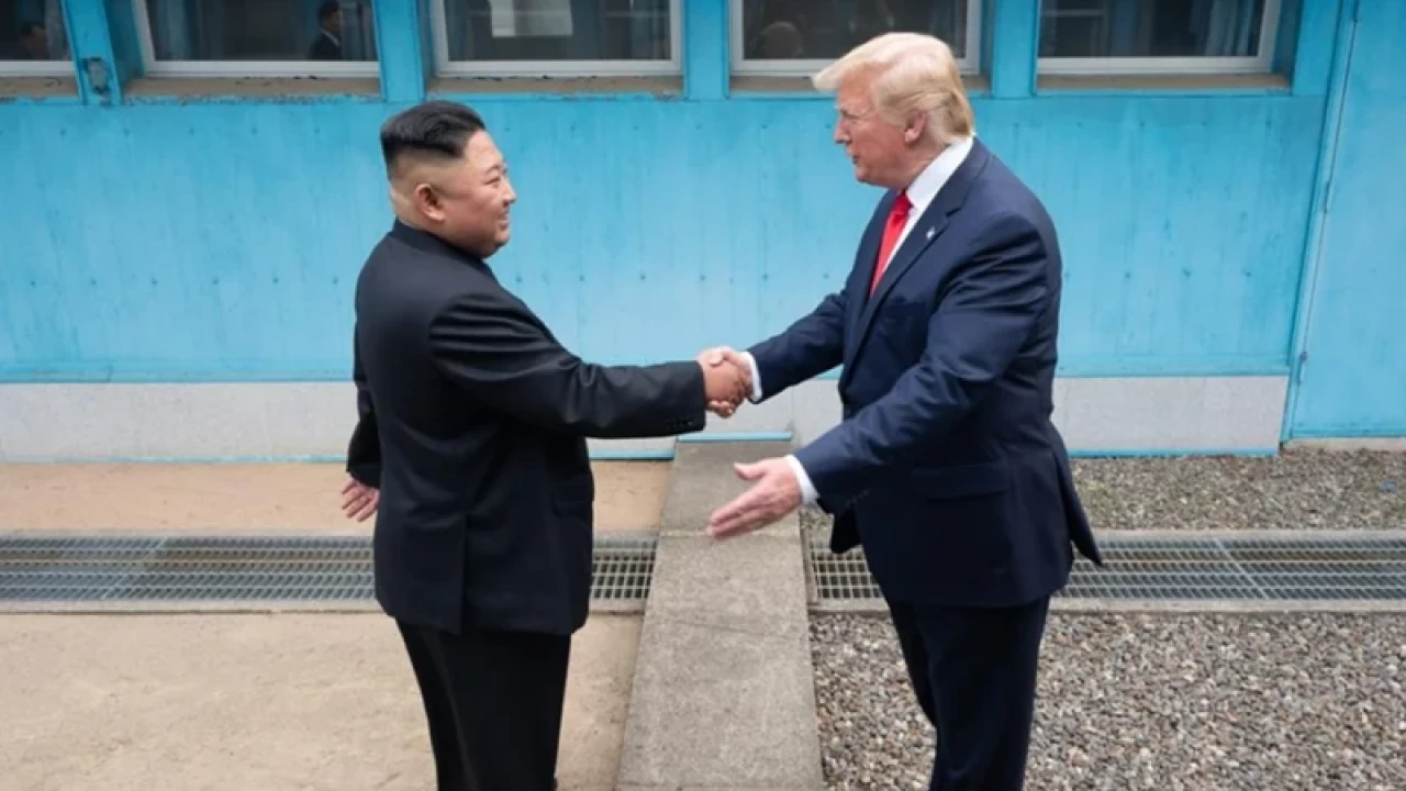 ‘ব্যস্ততা’ দেখিয়ে কিমের সঙ্গে সাক্ষাৎ করলেন না ট্রাম্প