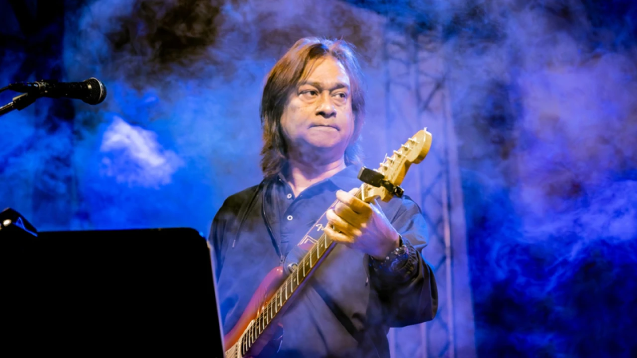 আবার পার্থ বড়ুয়া