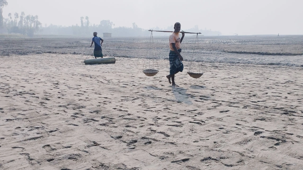 তিস্তার ২৫টি চরে স্বাস্থ্যসেবা সংকট 