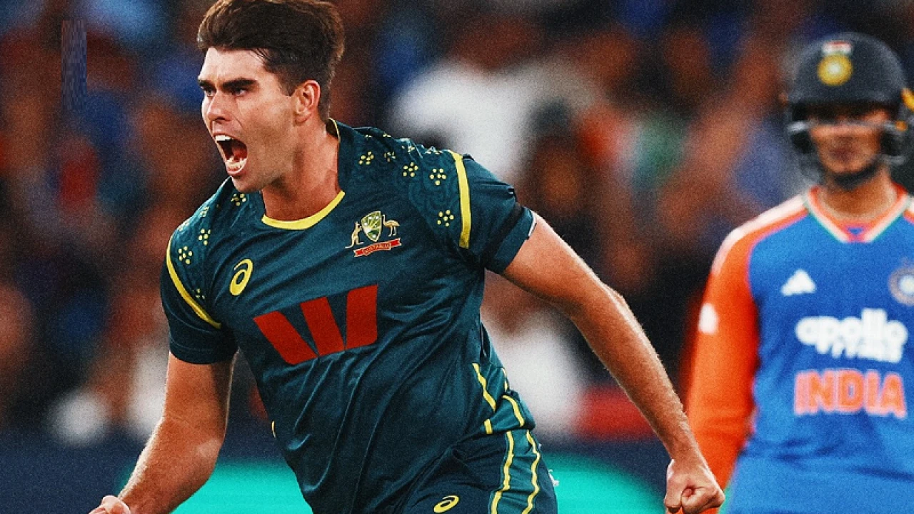 অভিষেকের দুরন্ত ব্যাটিংয়েও অস্ট্রেলিয়ার কাছে উড়ে গেল ভারত