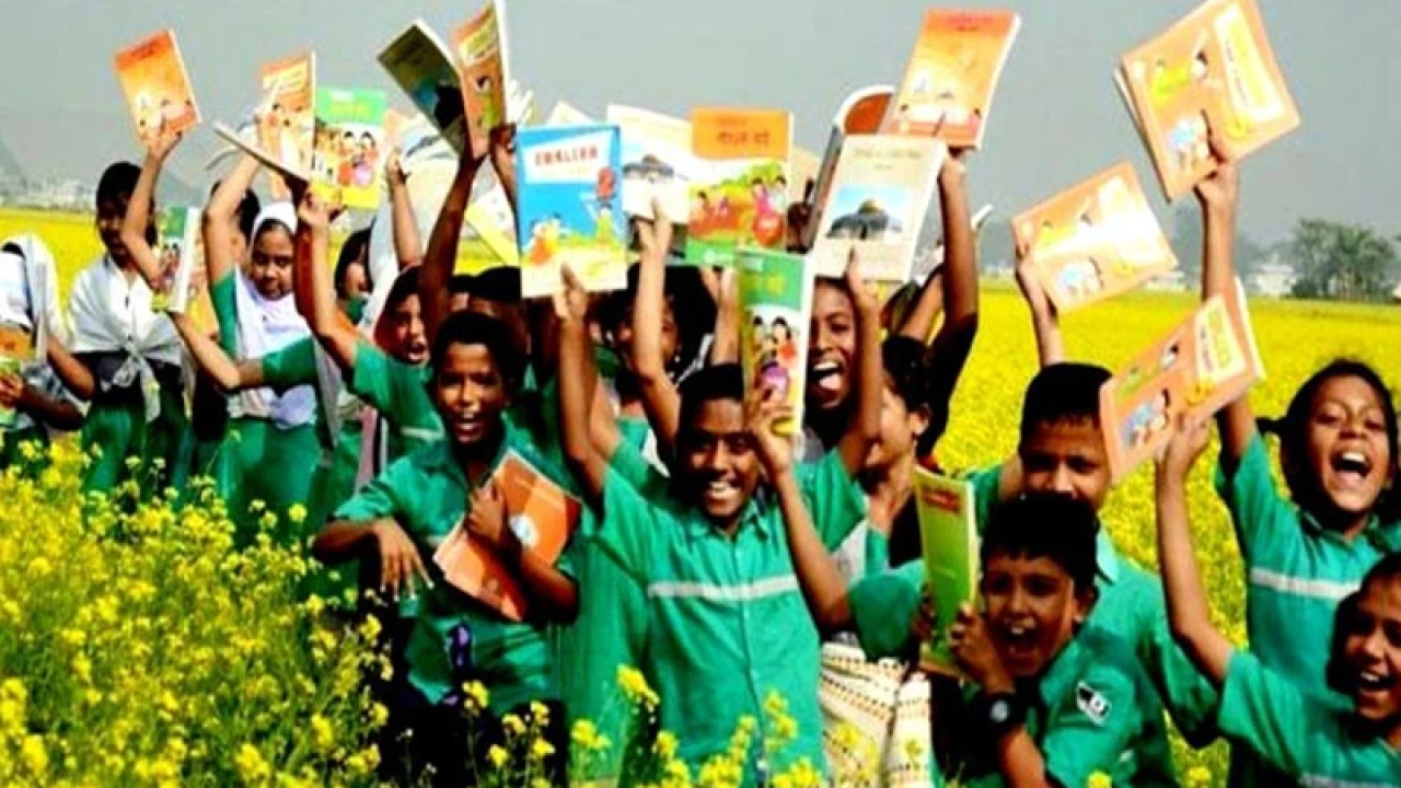 নির্বাচনের আগেই নতুন বই পাবে শিক্ষার্থীরা