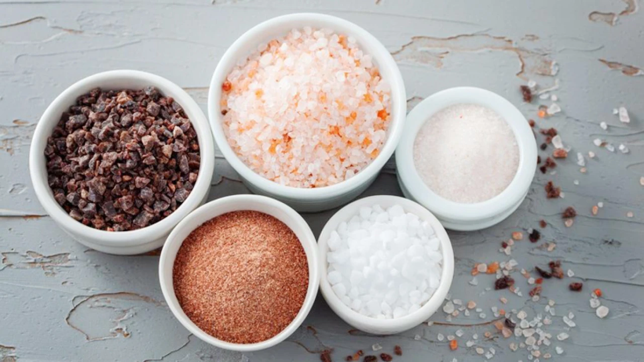 লবণের ১০ আশ্চর্য ব্যবহার