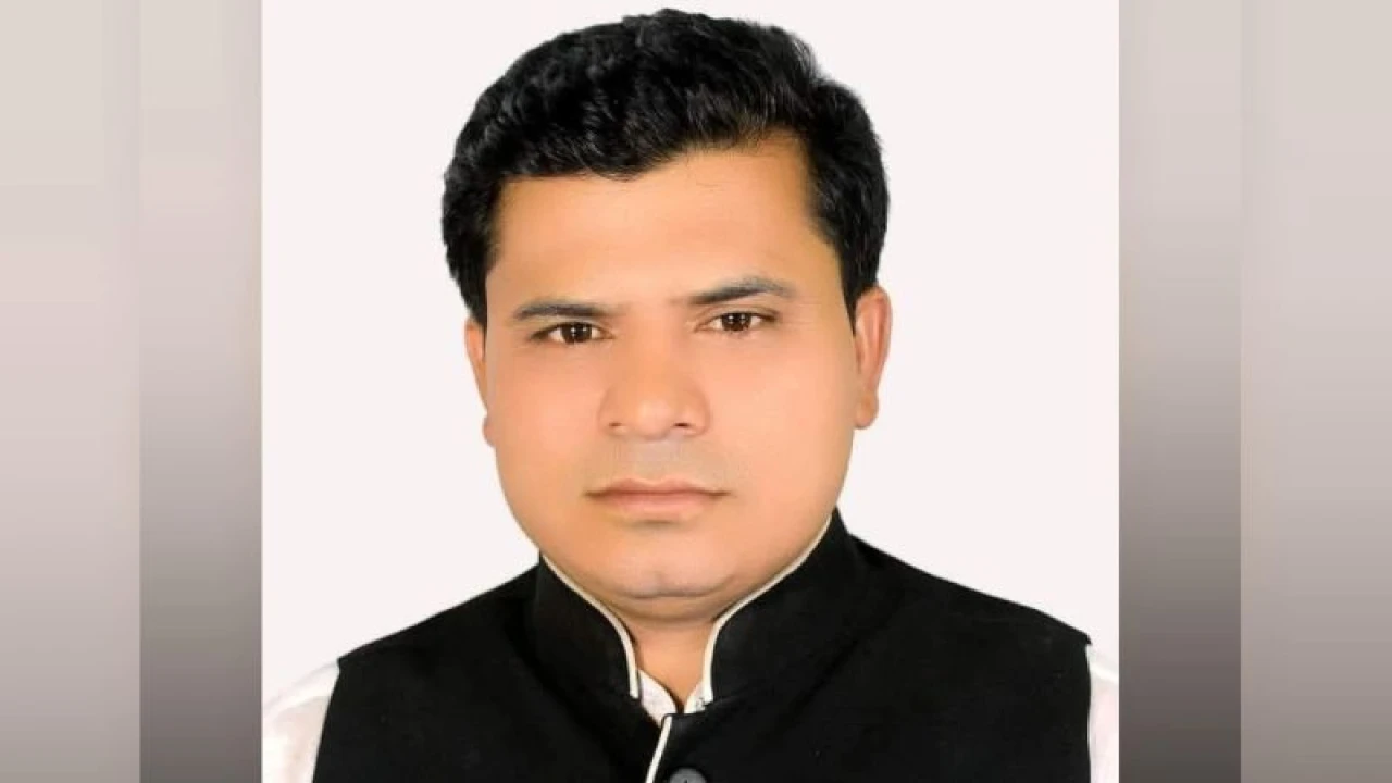 সরাইলে পুলিশের হাত থেকে যুবলীগ নেতা ছিনতাই