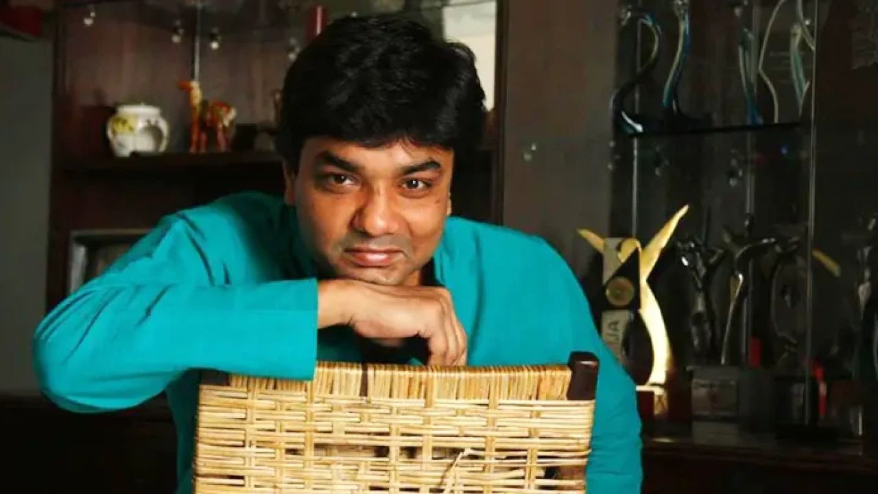 আগুনের নানামুখী ব্যস্ততা