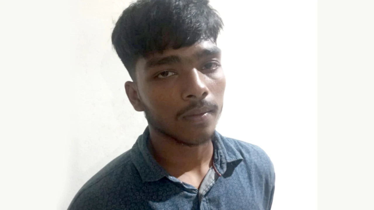 স্কুলছাত্রীকে ধর্ষণচেষ্টার অভিযোগে যুবক গ্রেপ্তার