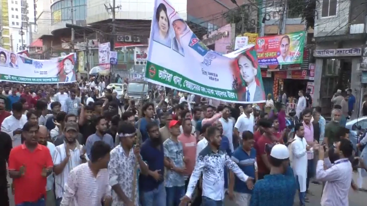 বিএনপির র‌্যালি শুরু 