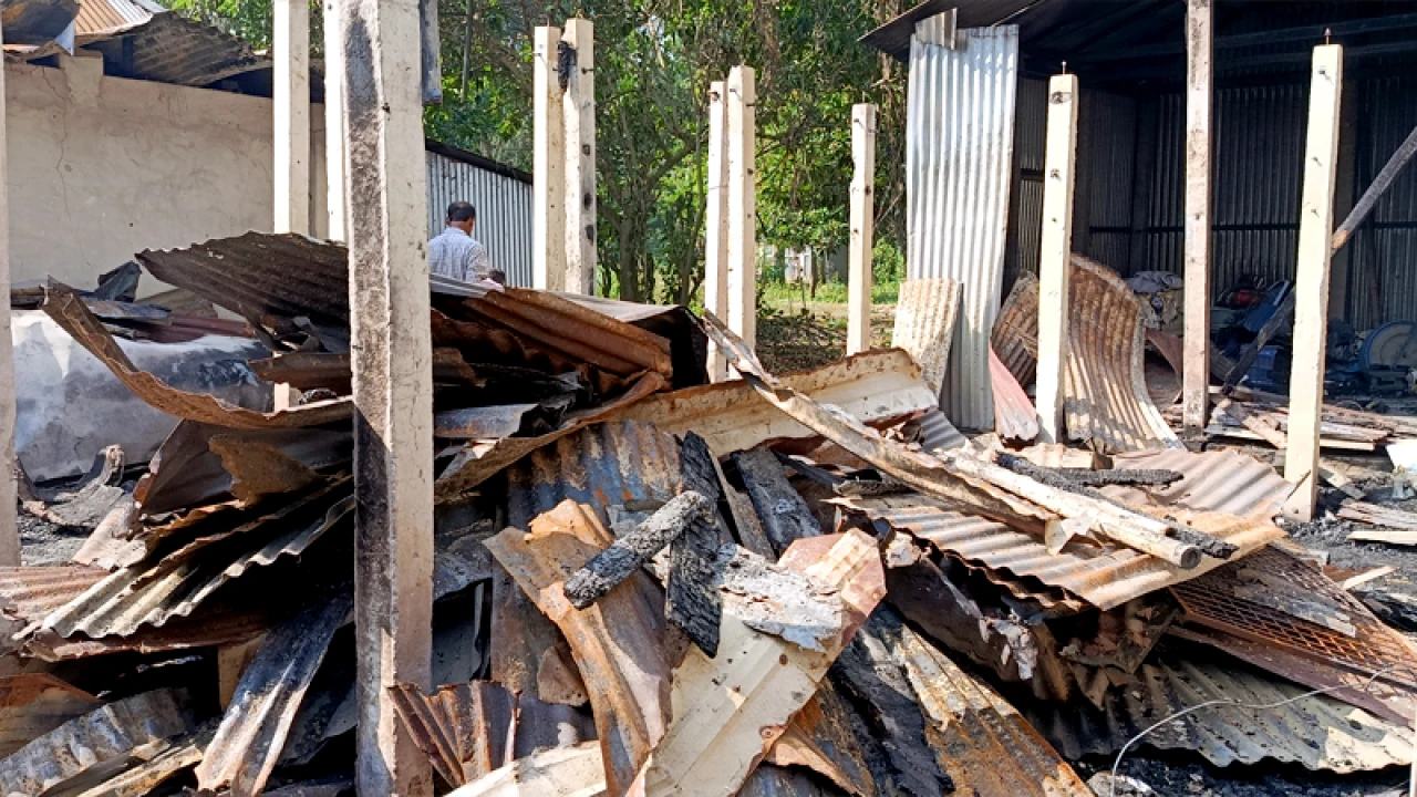 ‘চোখের সামনেই একের পর এক পুড়ে গেল, কিছুই করতে পারিনি’