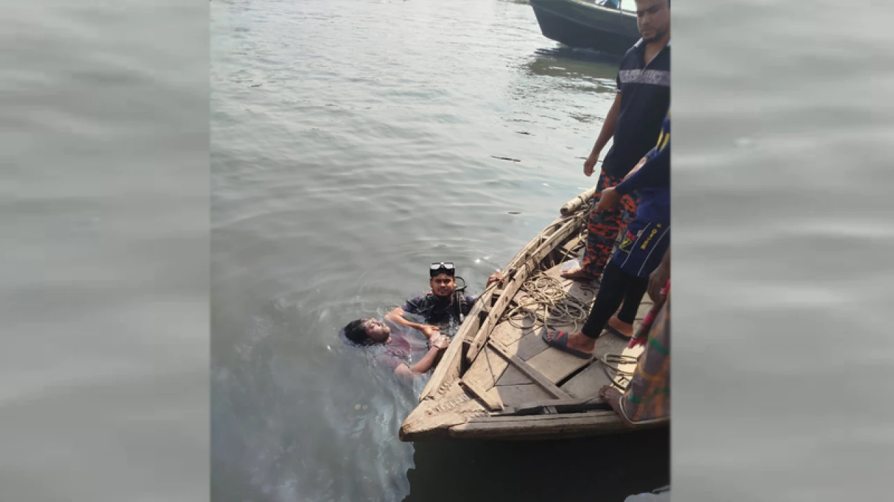 ট্রলার থেকে পড়ে নিখোঁজ হওয়া যুবকের মরদেহ উদ্ধার 